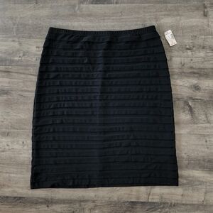 Dress Barn Pleated Black Skirt Women's 16W NWT